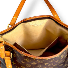 Load image into Gallery viewer, Louis Vuitton Monogram Estrella Shoulder Tote
