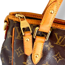 Load image into Gallery viewer, Louis Vuitton Monogram Estrella Shoulder Tote
