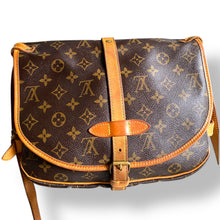 Load image into Gallery viewer, Vintage Louis Vuitton Saumur 30 – Monogram Canvas
