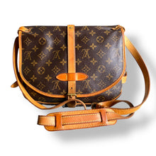 Load image into Gallery viewer, Vintage Louis Vuitton Saumur 30 – Monogram Canvas
