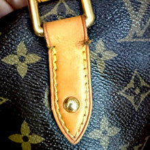 Load image into Gallery viewer, Louis Vuitton Monogram Estrella Shoulder Tote
