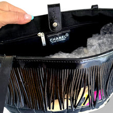 Load image into Gallery viewer, Chanel Beach Print Chocolate Bar Tote – 5-Series, 1997–1999
