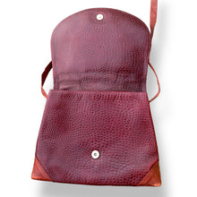 Load image into Gallery viewer, Stunning Burgundy Leather Handbag
