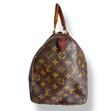 Load image into Gallery viewer, Louis Vuitton Monogram Speedy 35 – Vintage with Character
