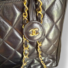 Load image into Gallery viewer, CHANEL Quilted Lambskin Shoulder Tote, c.1986–1988
