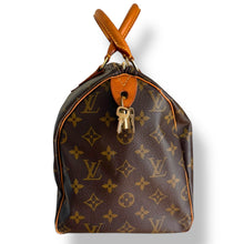 Load image into Gallery viewer, Vintage Louis Vuitton Monogram Speedy 25 – with Lock &amp; Key
