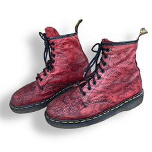 Load image into Gallery viewer, Gorgeous Vintage Made in England Snakeskin Doc Martens
